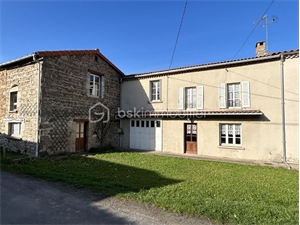 maison de village à la vente -   63500  ISSOIRE, surface 115 m2 vente maison de village - UBI448201892